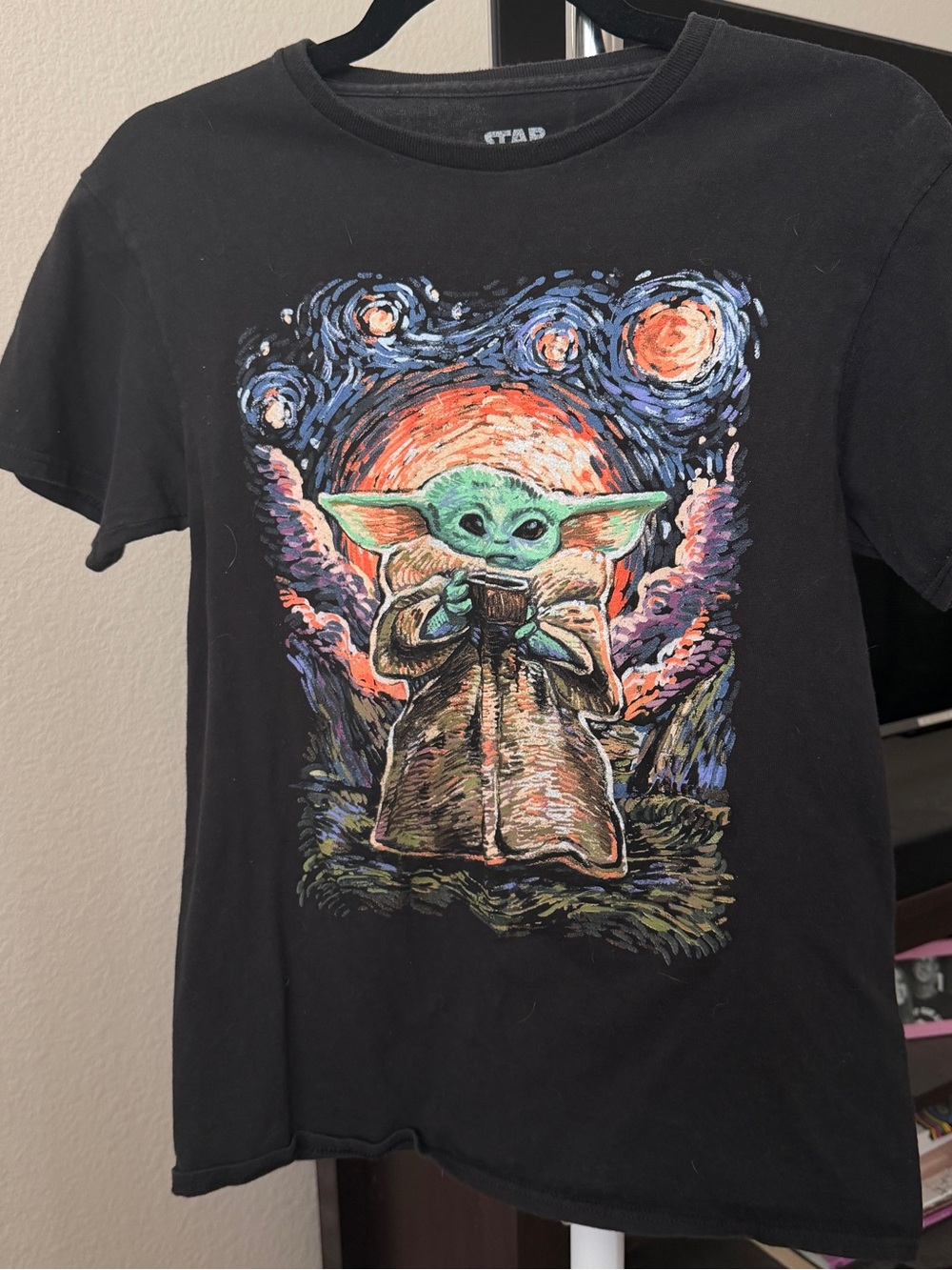 Star Wars Baby Yoda Grogu with Colorful Van Gogh-Inspired Print